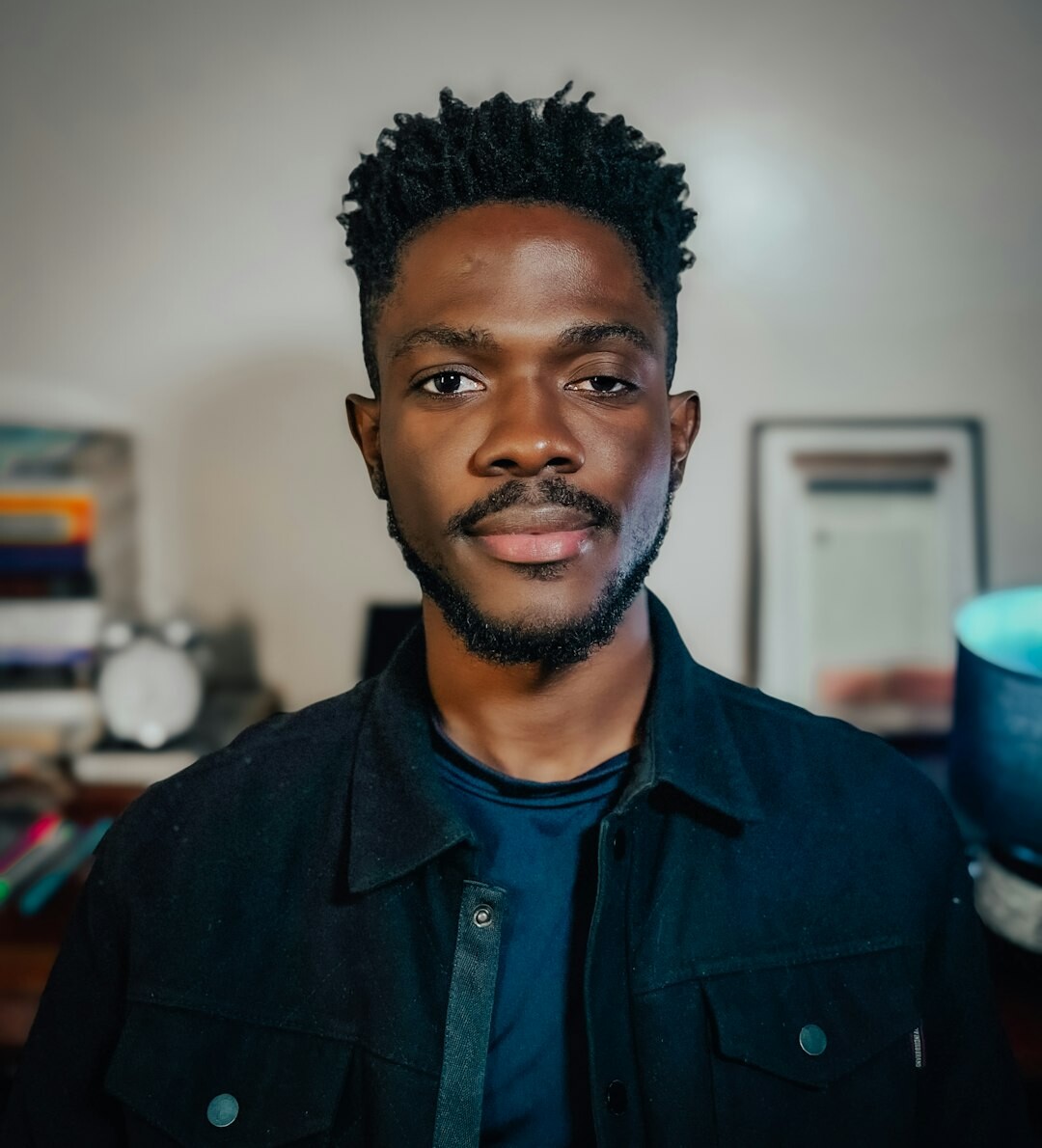 Professional Brazilian man content director with beard