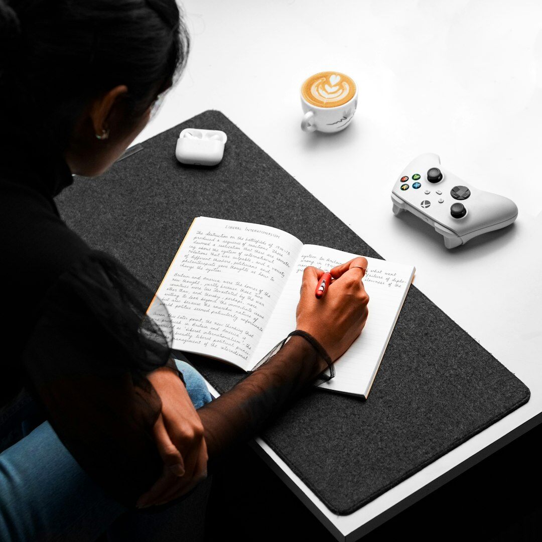 Brazilian woman content creator working on laptop